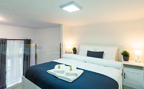 Bella Mia - Entire Apartment Near Liszt Ferenc Ter