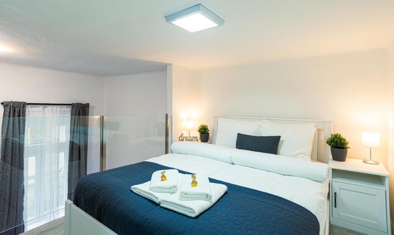 Bella Mia - Entire Apartment Near Liszt Ferenc Ter Budapest Extérieur photo