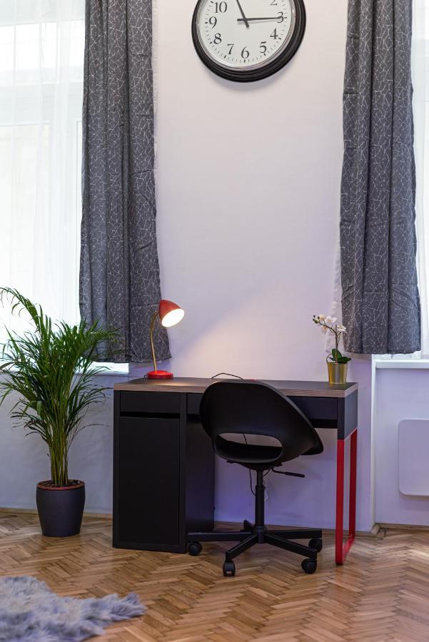 Bella Mia - Entire Apartment Near Liszt Ferenc Ter Budapest Extérieur photo