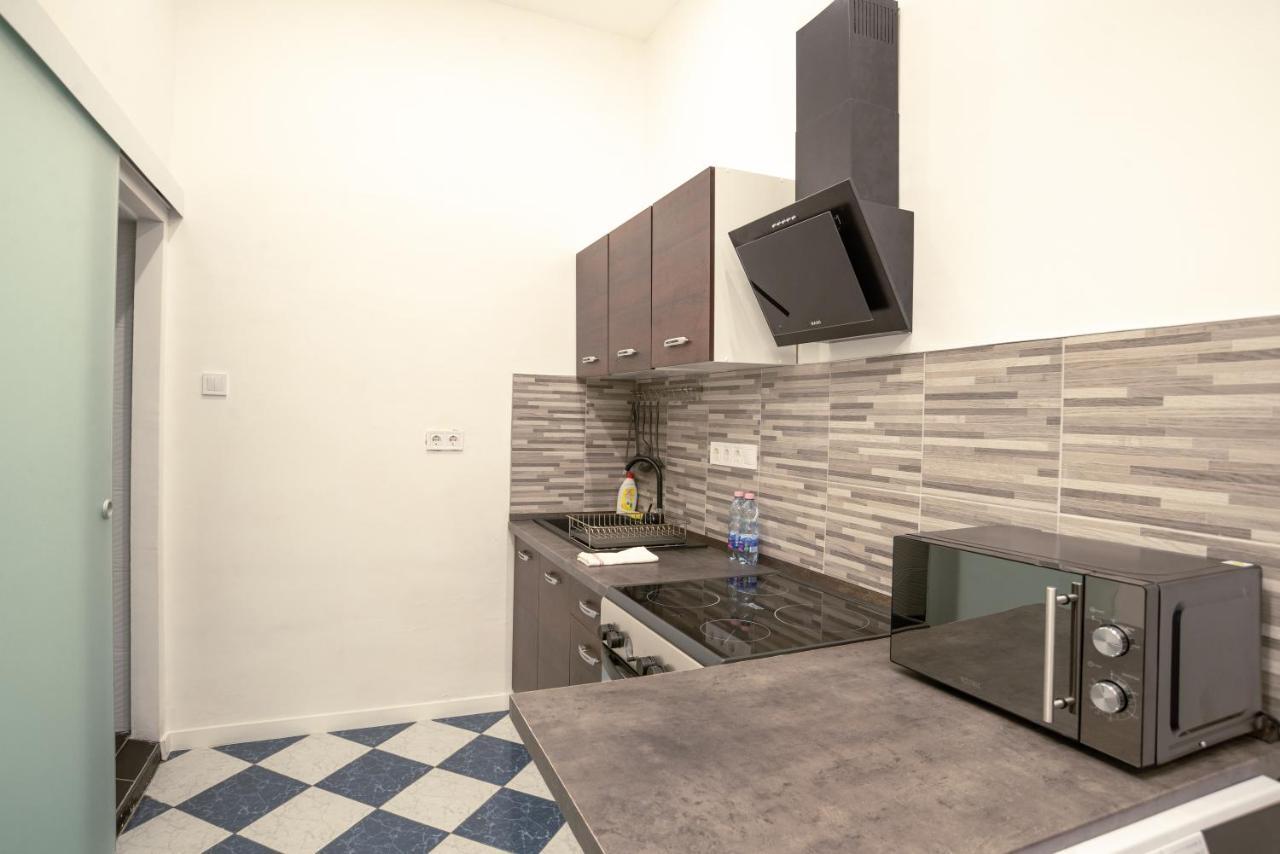 Bella Mia - Entire Apartment Near Liszt Ferenc Ter Budapest Extérieur photo